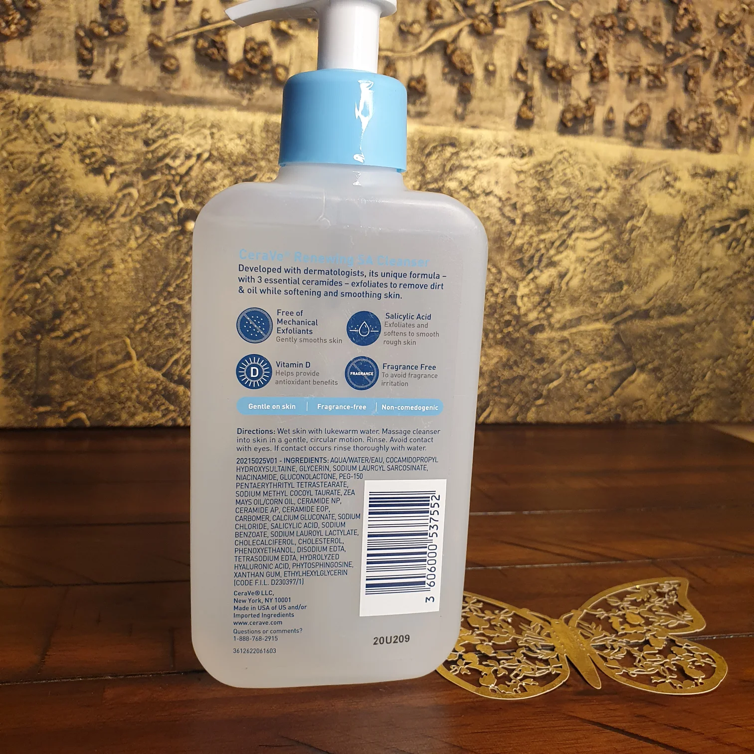 CeraVe Renewing SA Cleanser 237ml