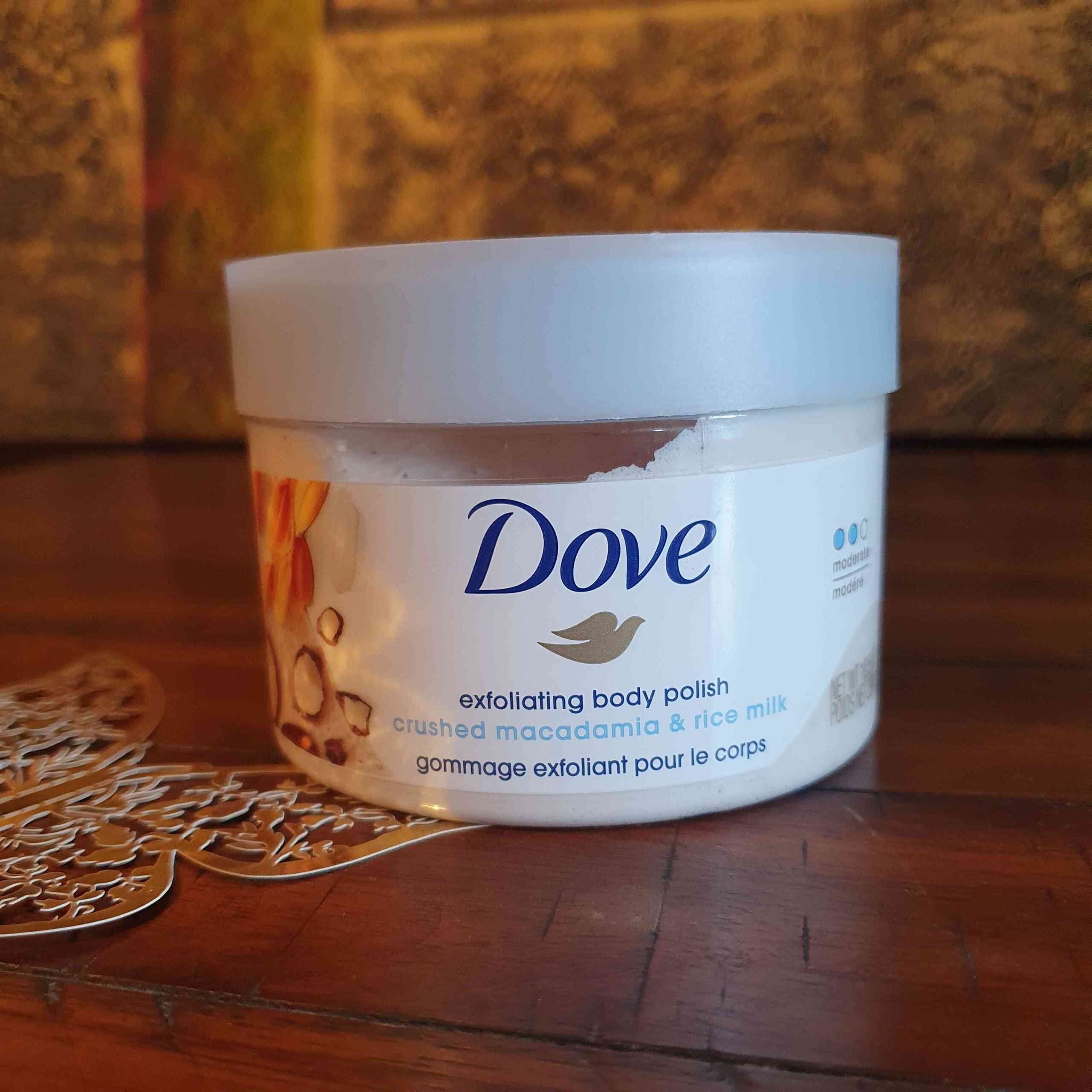 Dove Body Scrub Crushed Macadamia and Rice Milk 300g