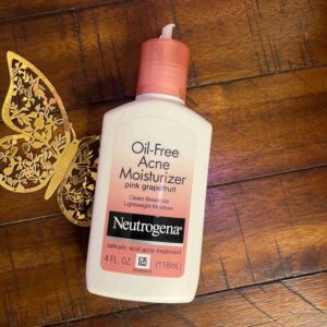 Neutrogena Oil-Free Pink Grapefruit Acne Moisturizer 118ml