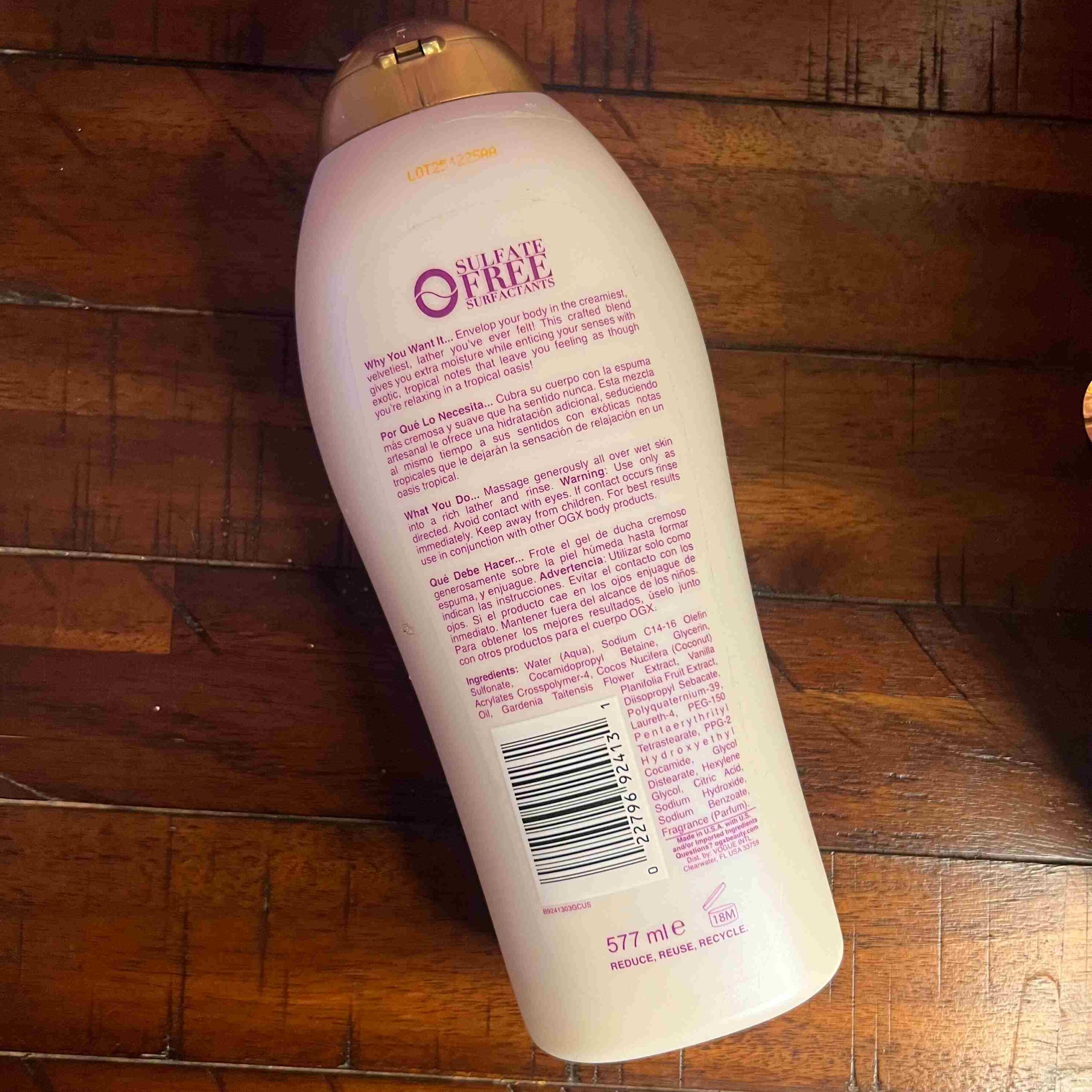 OGX Extra Creamy + Coconut Miracle Oil Body Wash 577ml