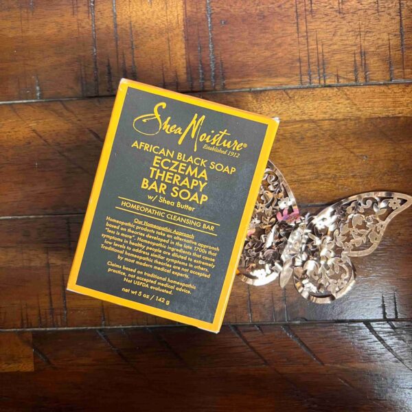 SheaMoisture African Black Soap Eczema Therapy Bar Soap 142g